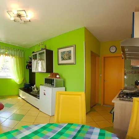 Casa Varos Apartment *